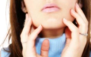 Красное горло, но при этом не болит: причины, симптомы и лечение