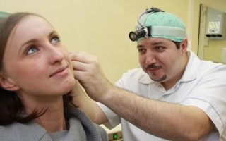 Домашние методы лечения уха: что и как использовать