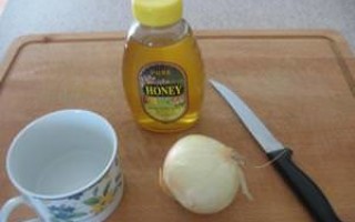 Луковый отвар с медом или сахаром от кашля