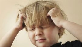 Болит голова от насморка: причины и способы терапии