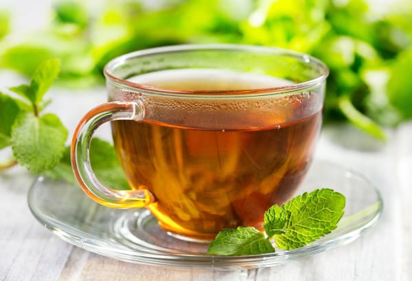 Чай из лекарственной мелиссы, липового цвета и мяты